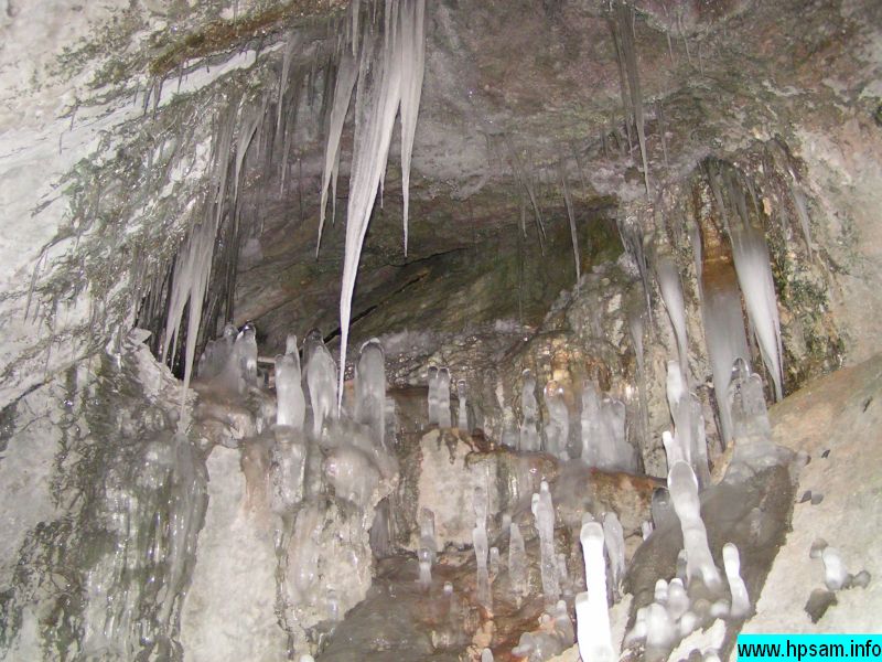 vercors-caverne-de-glace-05155.jpg